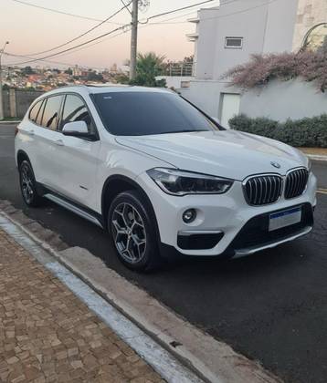 BMW X1 2.0 16V TURBO ACTIVEFLEX SDRIVE20I X-LINE 4P AUTOMÁTICO